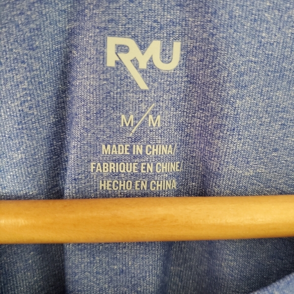 RYU blue longsleeve running top size medium - Picture 5 of 8